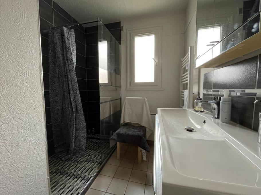 Maisonnette - Jardin Exterieur Champagne-sur-Seine Екстериор снимка
